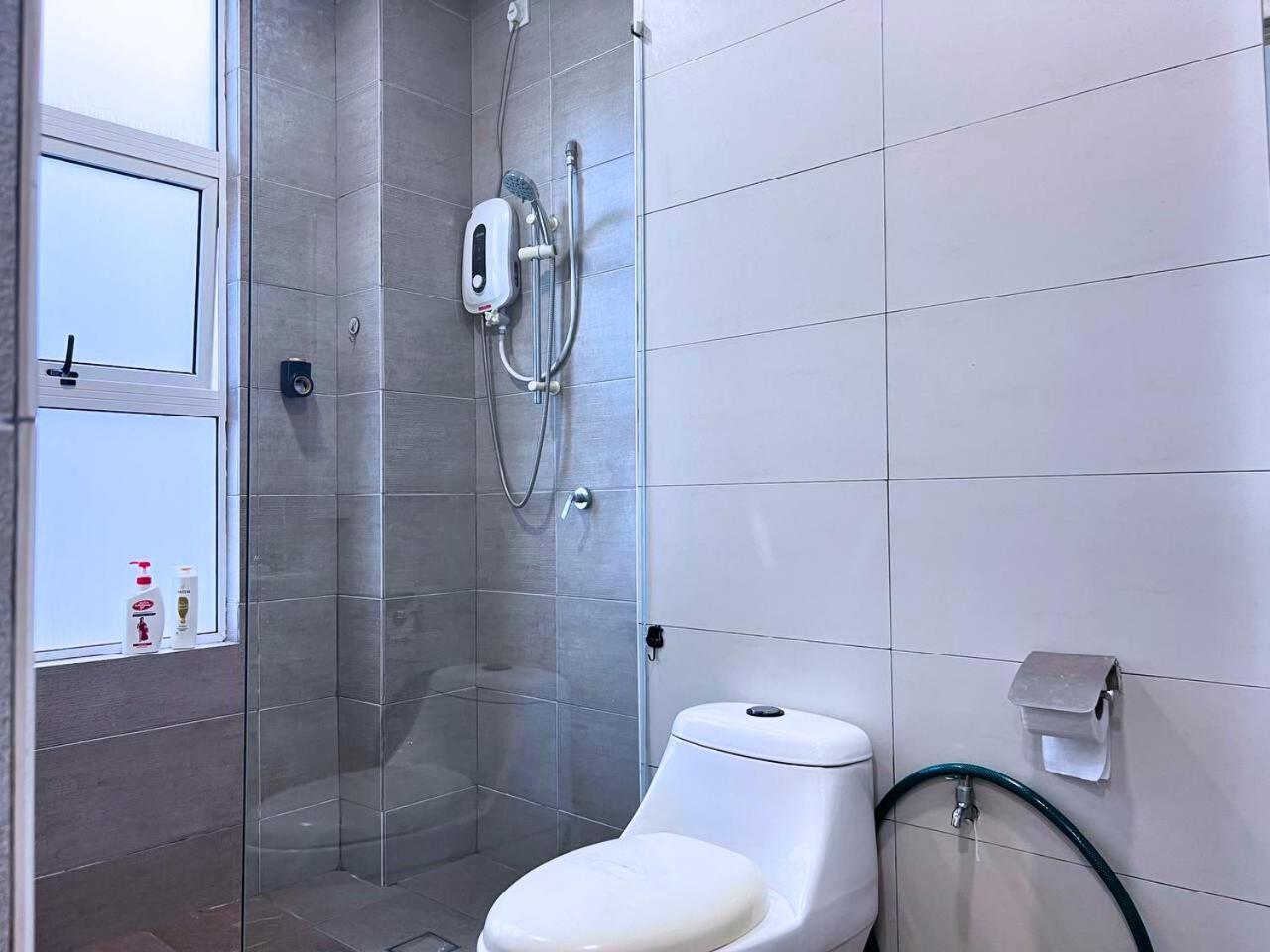 Seaview Homestay Masai By Heyday מראה חיצוני תמונה